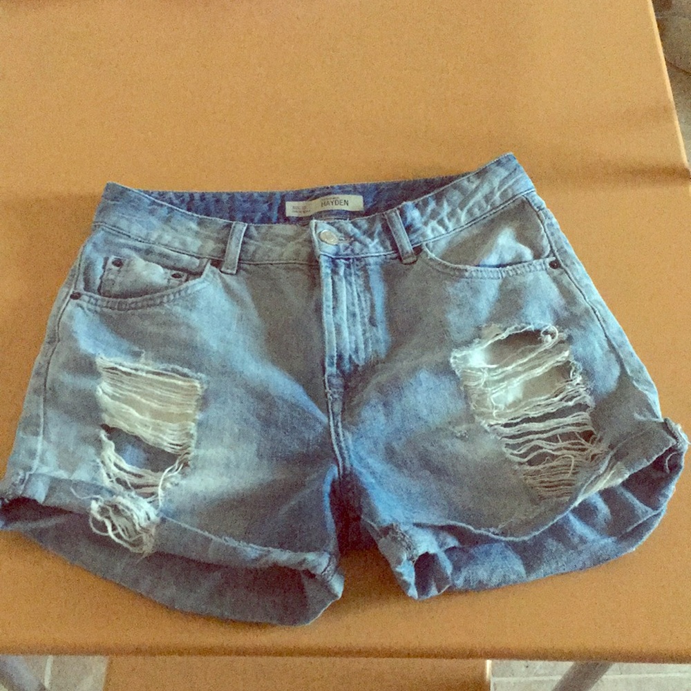 Cute Ripped Denim Shorts